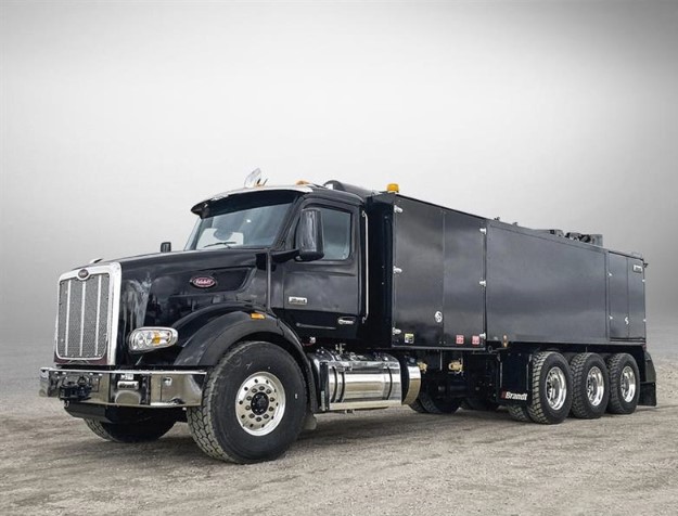 Photo of a 2023 Peterbilt 567