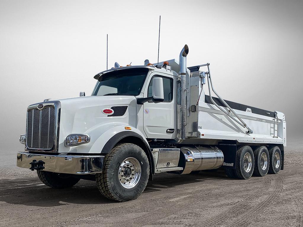 Photo of a 2024 Peterbilt 567