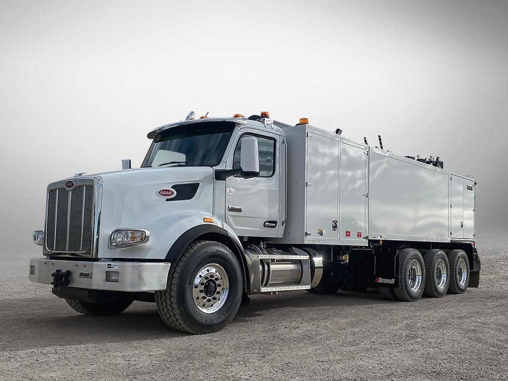 Photo of a 2024 Peterbilt 567