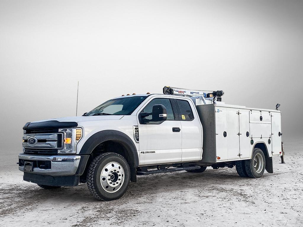 Photo of a 2018 Ford F-550