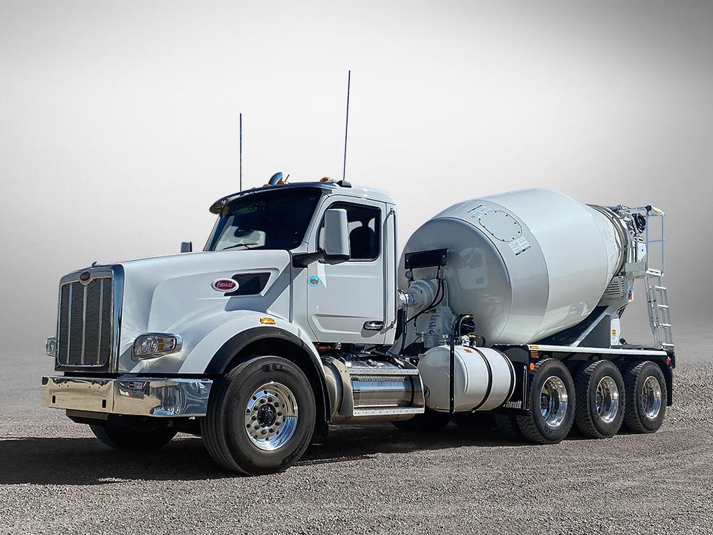 Photo of a 2025 Peterbilt 567