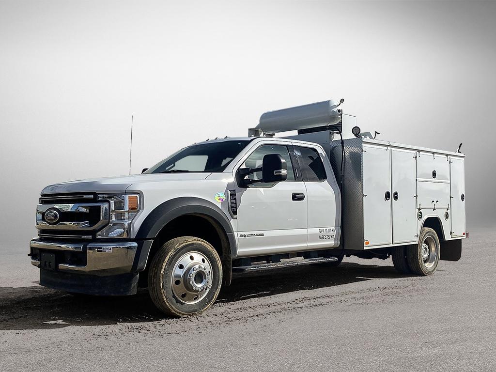 Photo of a 2020 Ford F-550