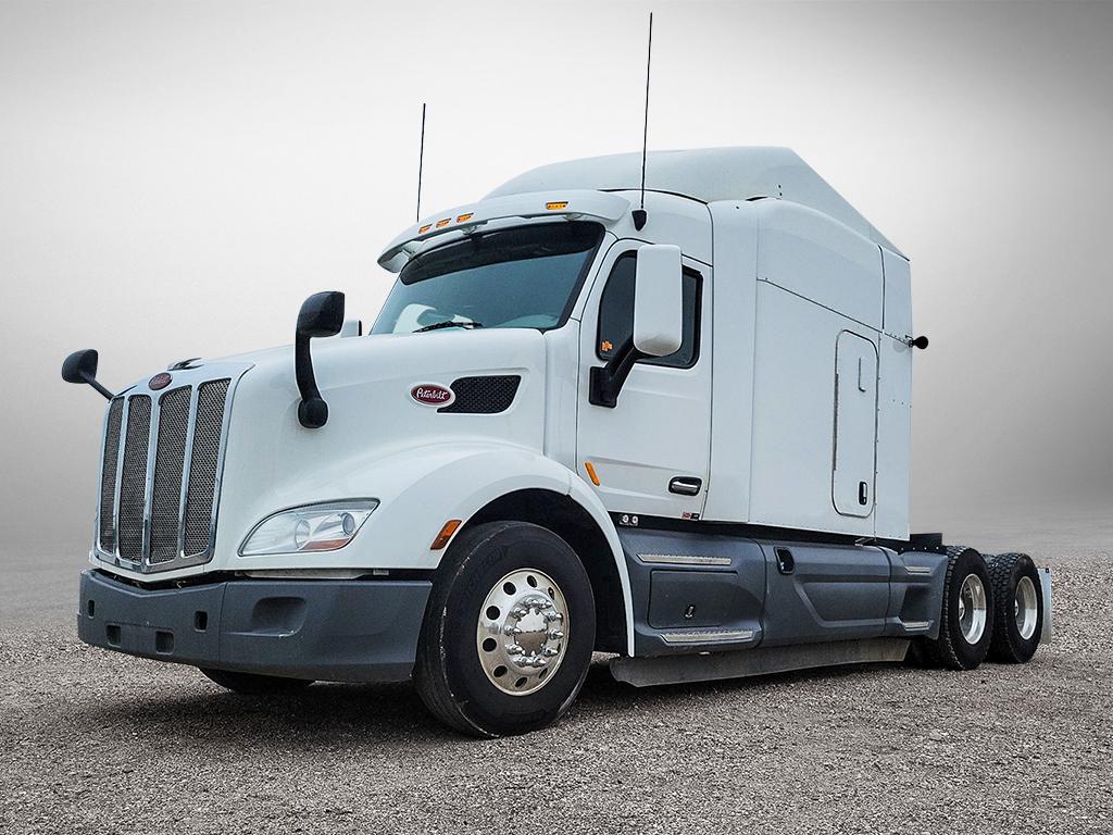 Photo of a 2019 Peterbilt 579