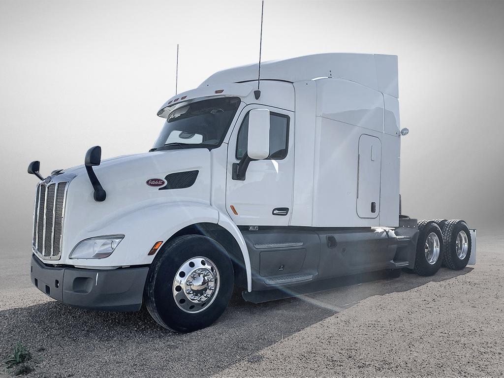 Photo of a 2019 Peterbilt 579