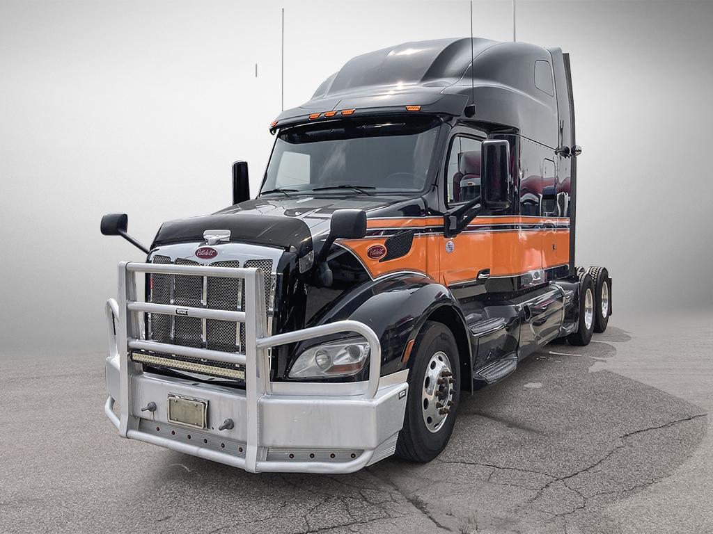 Photo of a 2019 Peterbilt 579