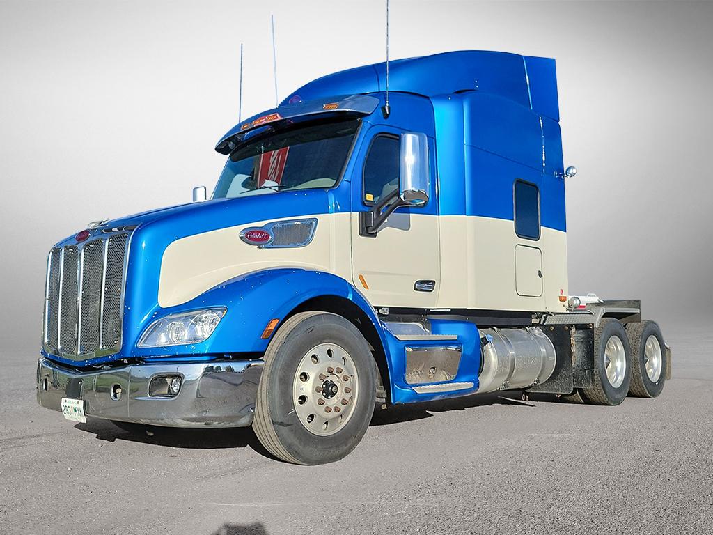 Photo of a 2020 Peterbilt 579