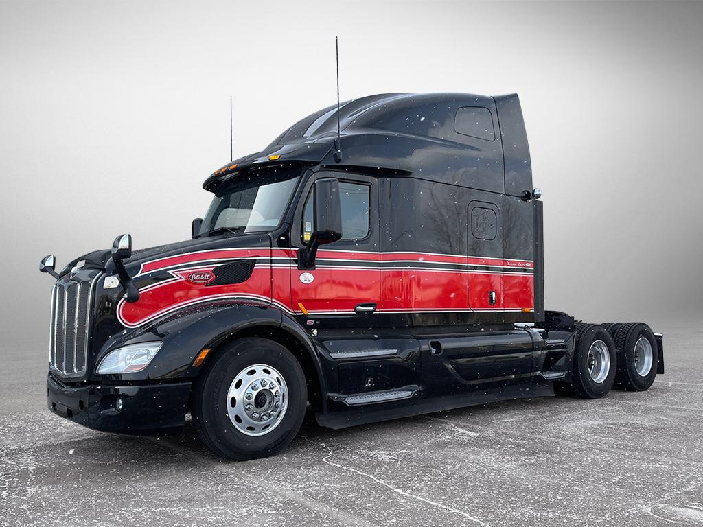 Photo of a 2020 Peterbilt 579