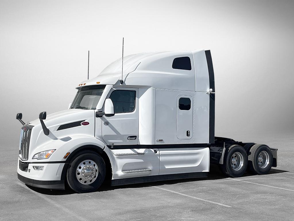 Photo of a 2024 Peterbilt 579