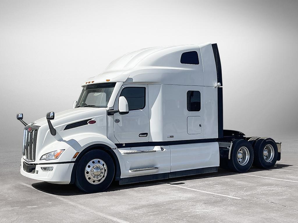 Photo of a 2024 Peterbilt 579