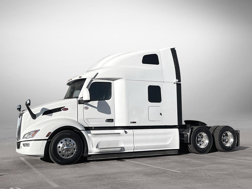 Photo of a 2024 Peterbilt 579