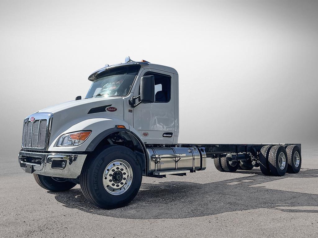 Photo of a 2025 Peterbilt 548